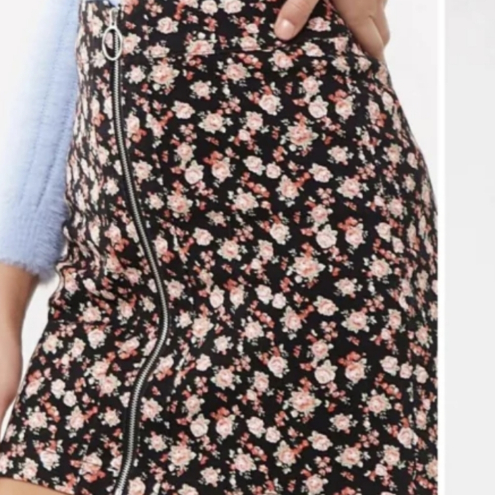 Forever 21 Floral Denim Mini Skirt Zip Front Size S